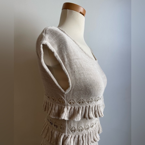 Cynthia Steffe Oatmeal Beige Sleeveless Knit Bodycon Ruffle Dress Size Small - Picture 2 of 6